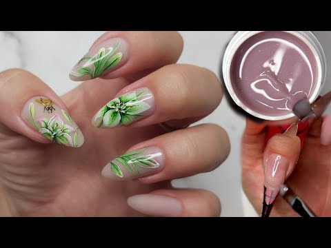 Видео: Идеальный гель для Коррекции и наращивания Couture Color. Цветок гель лаком