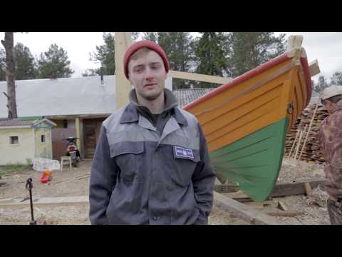 Видео: Поморский карбас. Стройка. День 15. Авария - Морошка.