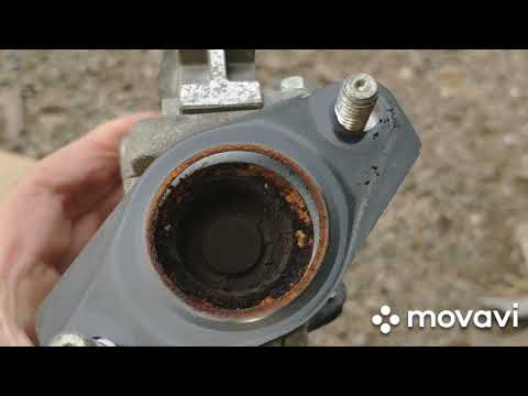 Видео: Чистка ЕГР на Тойота Приус 30 .The first cleaning of the EGR on a Prius