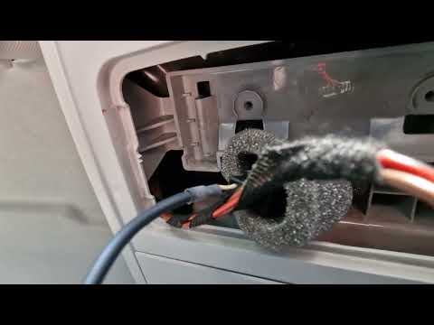 Видео: VW T5 T6 Transporter снять обшивку потолка