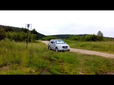 Видео: Мл-W163.Выхлопная система за 100к. а по факту 4т.р. (стронгеры, глушитель, Гельмгольц, Мерседес )