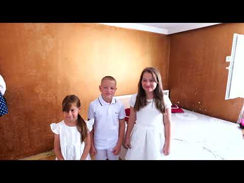 Видео: Кръщене Еленка Върбан Ванеса 2025