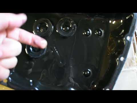 Видео: Как заменить трансмиссионную жидкость CVT на Nissan Altima 2015 года