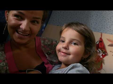 Видео: Афина стала мамой / Фотографировались с коровой