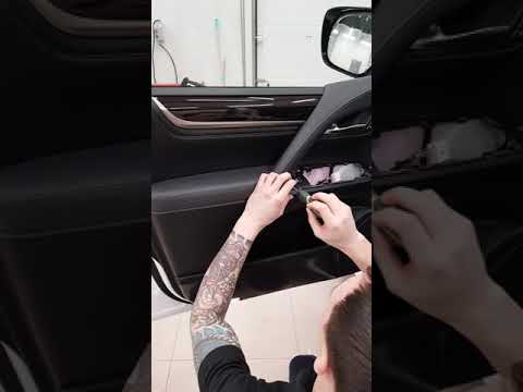 Видео: lexus lx570 2017 демонтаж передней дверной карты
