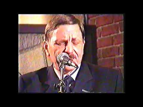 Видео: Концерт Ольги Мамонтовой в кафе «Страдивари», 13.04.2006 часть 2 из 2