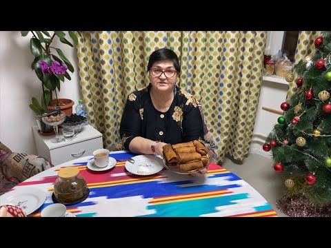 Видео: Москва! Мама Люся приготовила вкусные блинчики с мясом.