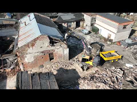 Видео: Снос площади 7000 м2 - Демонтаж боковой стены и перекрытия