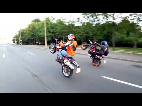 Видео: Мотардисты в городе. Honda XR650R, KTM 690 SMC, Suzuki DR-Z 400 SM и другие.
