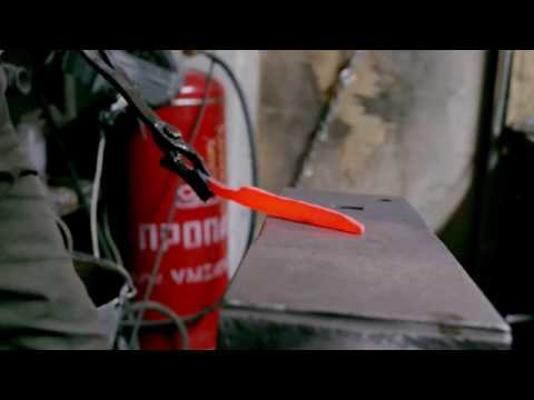 Видео: Якутский нож с кованным узким долом Часть I