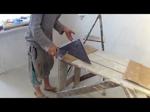 Видео: Клеим зеркальное  панно фацент на стену