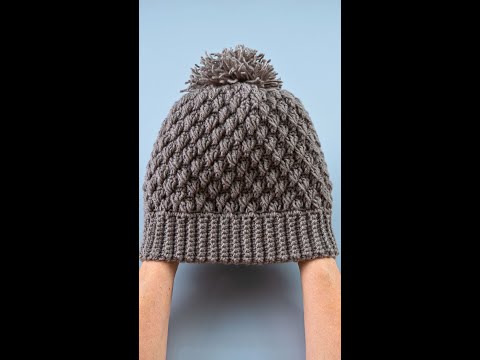 Видео: Простая вязаная крючком шапка-бини Miarti🧶