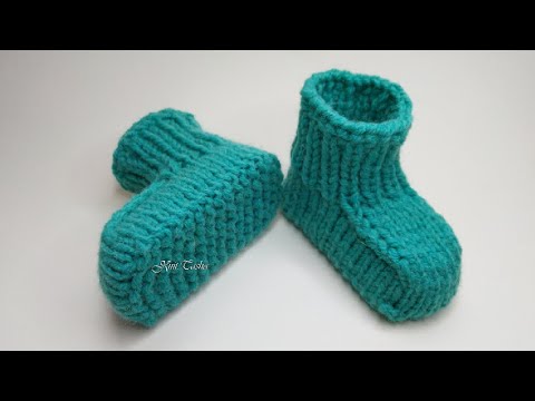 Видео: Простые бесшовные пинетки спицами для новорожденных