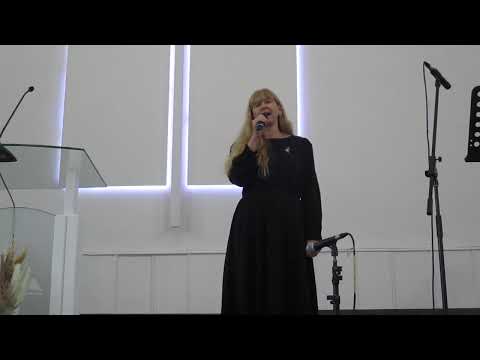 Видео: Держит Он меня 