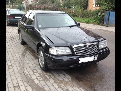 Видео: Снятие радиатора охлаждения Мерседес C200 W202/Removing the radiator cooling Mercedes C200 W202