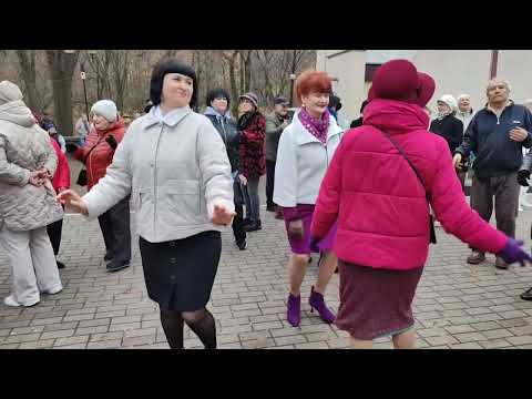 Видео: Бабье лето...... 02.11.25 Гомель парк Луначарского 🥰💫