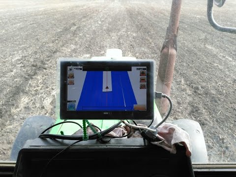 Видео: Курсоуказатель AVEGA  на МТЗ 82 с культиватором КПС-4,5