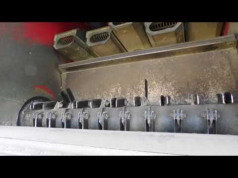 Видео: Комбайн Палессе GS10. Нюанс при уборке подсолнечника с измельчителем.