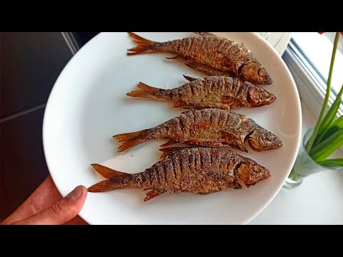 Видео: МЕЛКАЯ ЖАРЕНАЯ РЫБА БЕЗ КОСТЕЙ! КАК ПОЖАРИТЬ РЫБУ ВКУСНО!