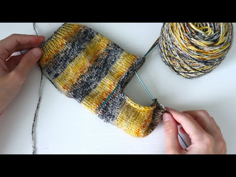 Видео: Многие не понимают, как вязать пятку у носка.  Показываю, как легко это делается