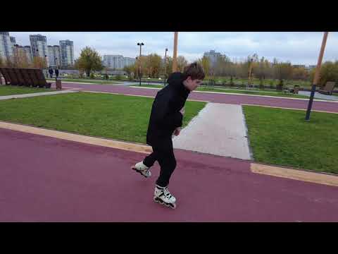 Видео: Дима на роликах. 6-е занятие 