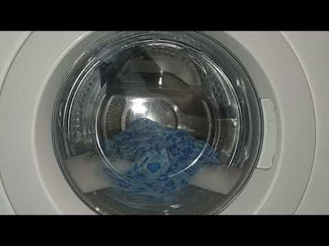 Видео: Стирка постельного с дачи .