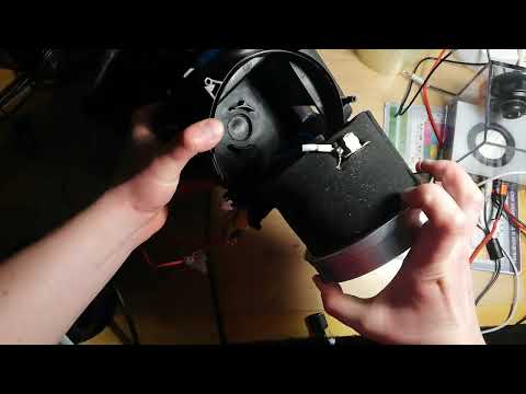 Видео: Разбор и замена двигателя у пылесоса Philips FC9350. #Philips #PhilipsFC9350