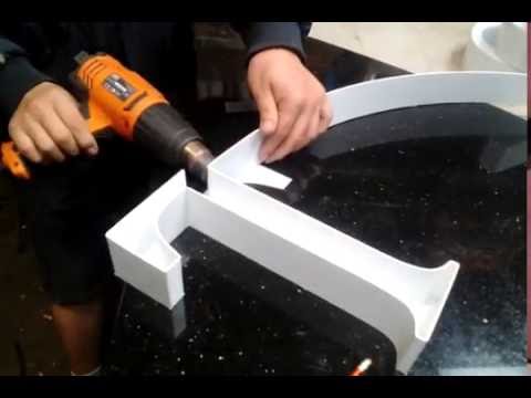 Видео: Изготовление боковин объемных букв при помощи бендера (термогибочных щипцов)