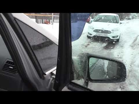 Видео: OPEL ZAFIRA B. Замена бокового зеркала со снятием дверной карты.