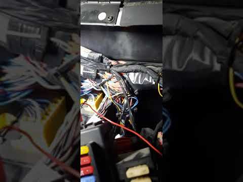 Видео: Распиновка дачик давления воздуха Daf 105