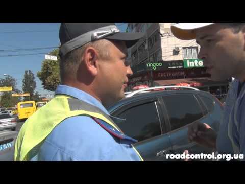 Видео: ГАИ Симферополь просит послать н...й.