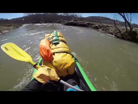 Видео: Апрельский сплав по Зигазе на пакрафтах