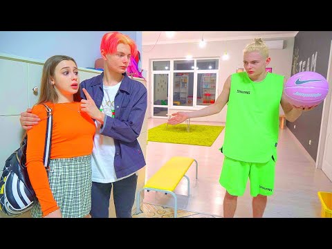 Видео: Кошаркаш је отишао у другу школу! | Дајана је упознала близанку кошаркаша!