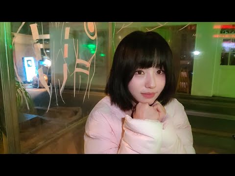 Видео: Китайская красавица просит вместе выпить