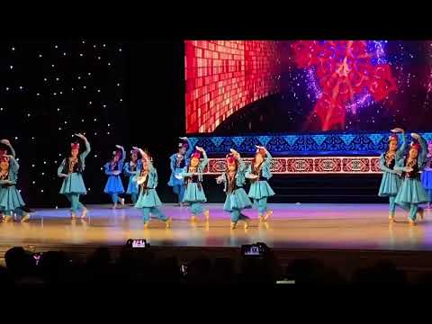 Видео: Ансамбль "Кокшетау". Уйгурский танец. Айлана