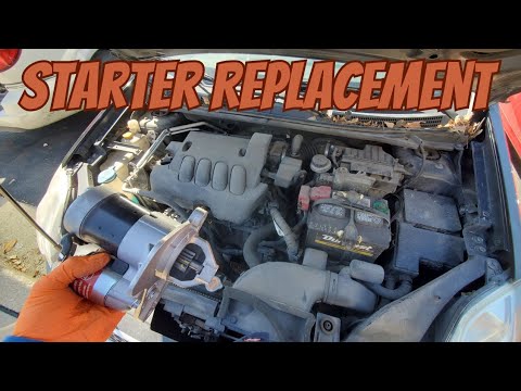 Видео: Замена стартера Nissan Sentra 2012 года!