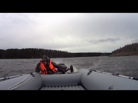 Видео: Ротан 460 пробный выезд на большой волне