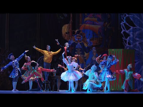 Видео: "Toy seller". Kremlin ballet. "Продавец игрушек". Кремлевский балет.