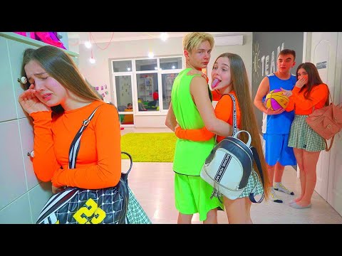 Видео: Дианина сестра близанка дошла је у школу! | Да ли је сестра близанка одвела типа?