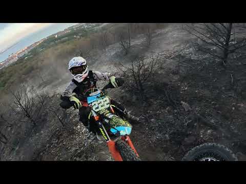 Видео: Пожар в Геленджике. Эндуристы волонтеры.