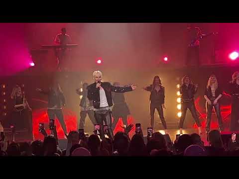 Видео: "СЕРДЦЕ ПЛАЧЕТ И БОЛИТ" Crocus City Hall, Москва 09.03.2024