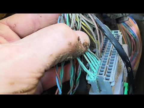 Видео: Меган не работают задние стеклоподемники