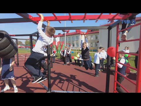 Видео: В Вертелишках открыли многофункциональную спортплощадку