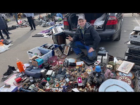 Видео: Минск барахолка деньги из мусора распродажа. Деньги на торговле барахлом со свалки. Мусорщик