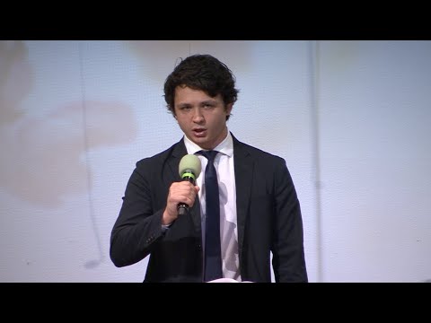 Видео: Пение «Всё равно я дойду до небесных высот…» — Марк Субботин