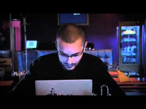 Видео: 00:10 (десять минут первого)