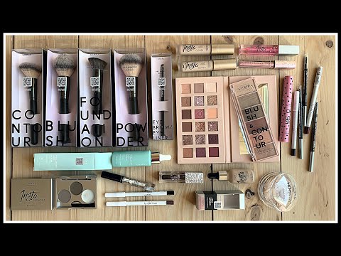 Видео: ВСЕ ЛИЦО ОДНИМ БРЕНДОМ: LAMEL |ОЧЕНЬ МНОГО КОСМЕТИКИ | БЮДЖЕТНЫЕ НАХОДКИ!😍