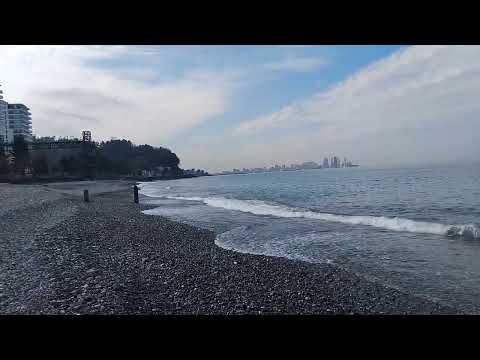 Видео: Пляж в Махинджаури. Где находится ресторан  БЕЗ ЕДИНОГО ГВОЗДЯ