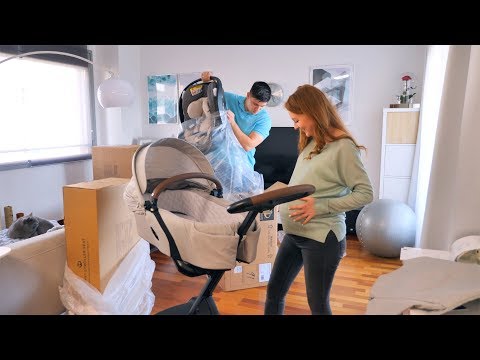 Видео: VLOG: НАША КОЛЯСКА! РАСПАКОВКА! 14.03.19