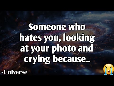 Видео: ♾️Тот, кто тебя ненавидит, смотрит на... | Послание Вселенной ❤️‍🩹✨️💫